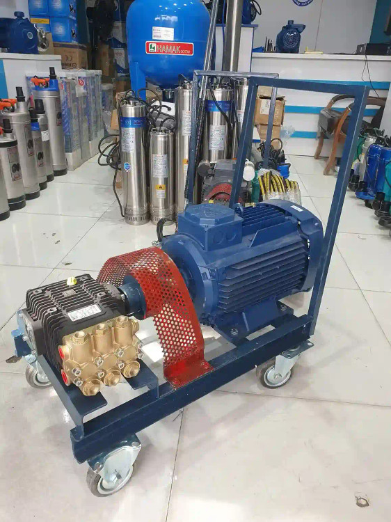 نمای سه رخ از راست کارواش 200 بار شاسی شده