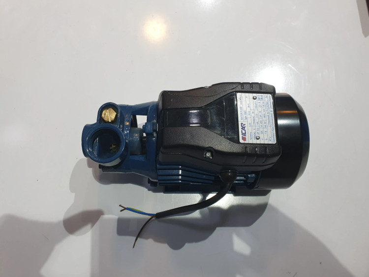 نمای از بالای پمپ خانگی نیم(0/5) اسب ایکار