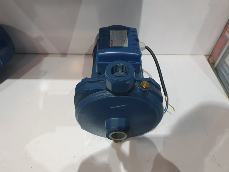 نمای جلو از بالای پمپ خانگی بشقابی یک(1) اسب دوکاتی