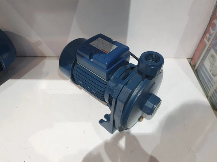 نمای سه رخ از چپ پمپ خانگی بشقابی یک(1) اسب دوکاتی