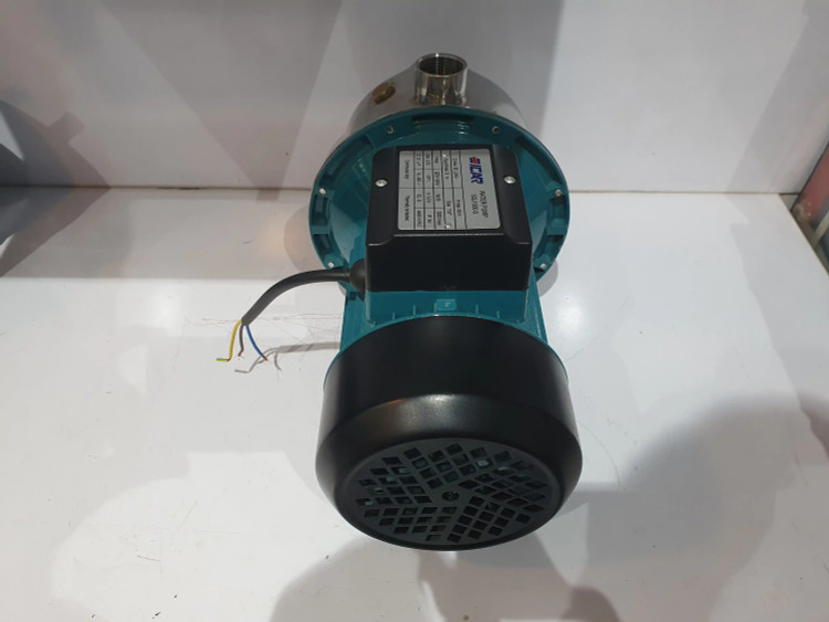 نمای پشت از بالای پمپ جتی کله استیل یک(1) اسب ایکار