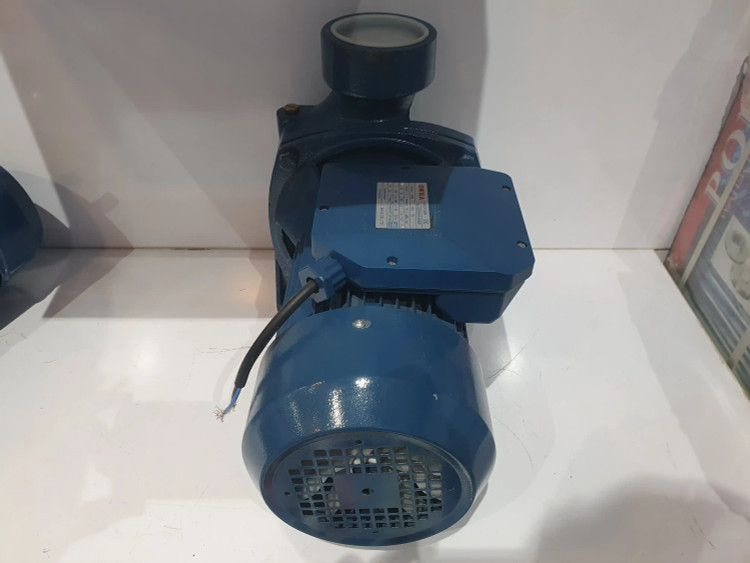 نمای پشت از بالای پمپ 3 اسب 3 اینچ دوکاتی