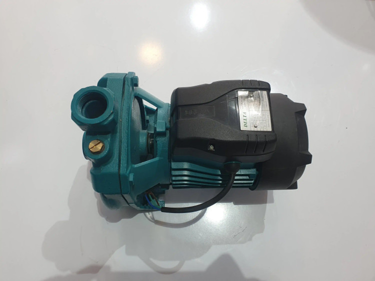 نمای از بالای پمپ خانگی بشقابی یک(1) اسب دلتا