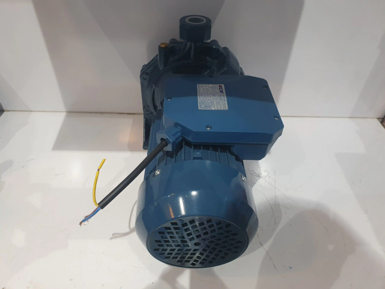 نمای پشت از بالای پمپ خانگی بشقابی سه(3) اسب ایکار