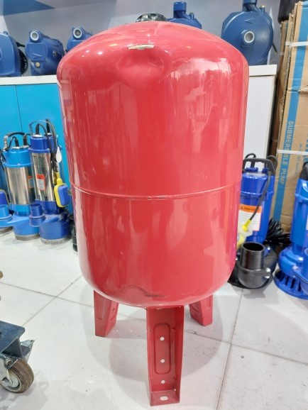 نمای تمام قد از منبع تحت فشار 60 لیتری استریم