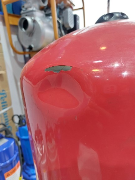 نمای قسمت ضربهخوردهی منبع تحت فشار 60 لیتری استریم