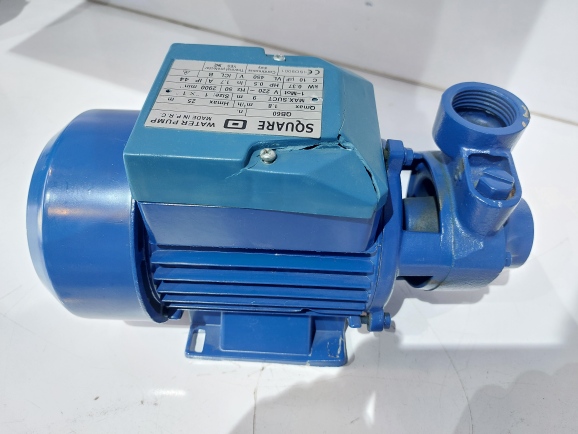 نمای قسمت ضربه خوردهی پمپ نیم اسب اسکواردی