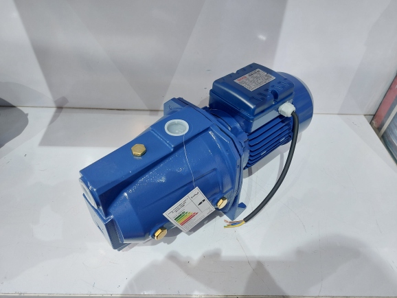 نمای سه رخ از راست پمپ 1 اسب جتی زاگرس