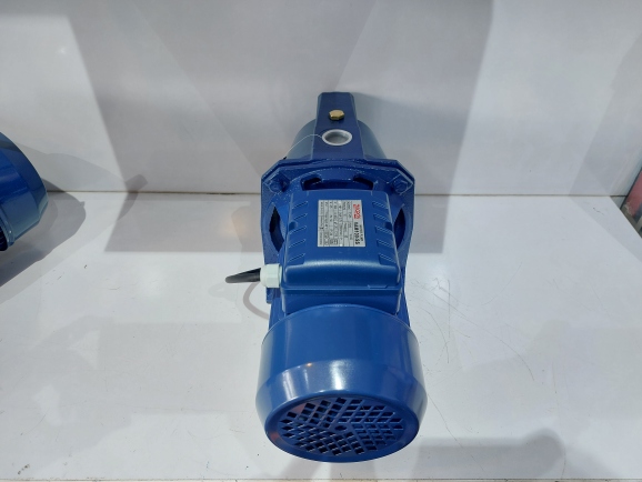 نمای از پشت و بالای پمپ 1 اسب جتی زاگرس